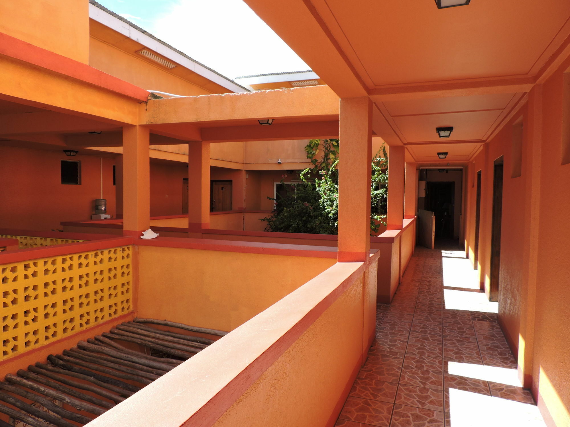 Spindrift Hotel San Pedro  Exterior photo
